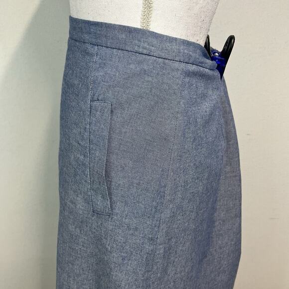 Kasper Skirt size 10 Blue Chambray Knee A Line Pockets Modest Casual Career - Picture 6 of 9